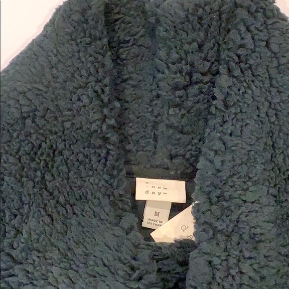 NWT A New Day Green Fleece Funnel Neck Pullover M - Picture 2 of 2